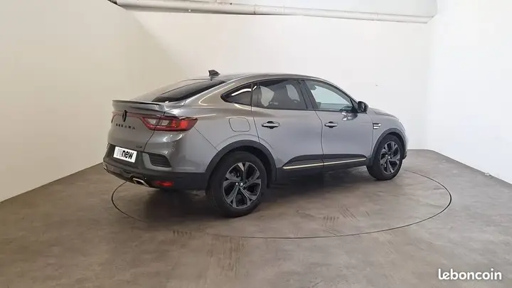 Renault Arkana 2023 photo 2