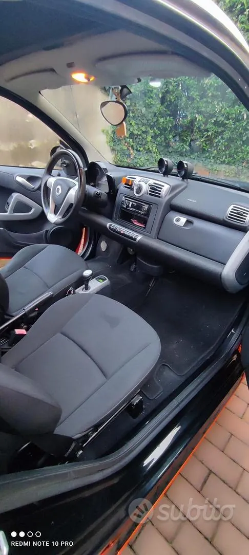 Smart Fortwo 2010 photo 4