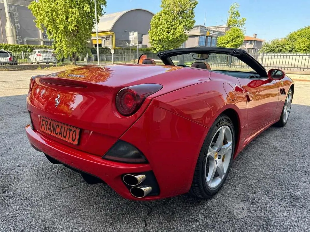 Ferrari California 2010 photo 2