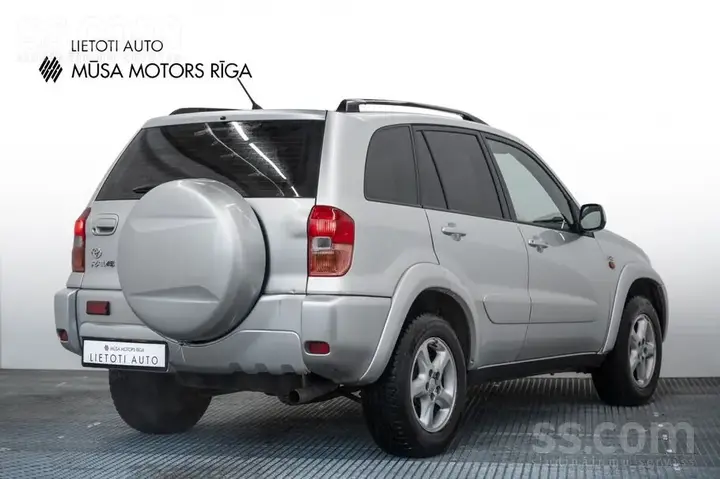 Toyota Rav4 2002 photo 2