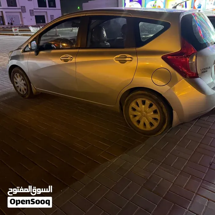 Nissan Versa 2014 photo 4