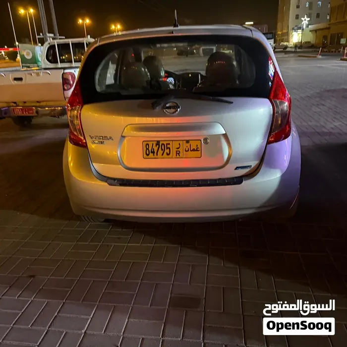 Nissan Versa 2014 photo 2