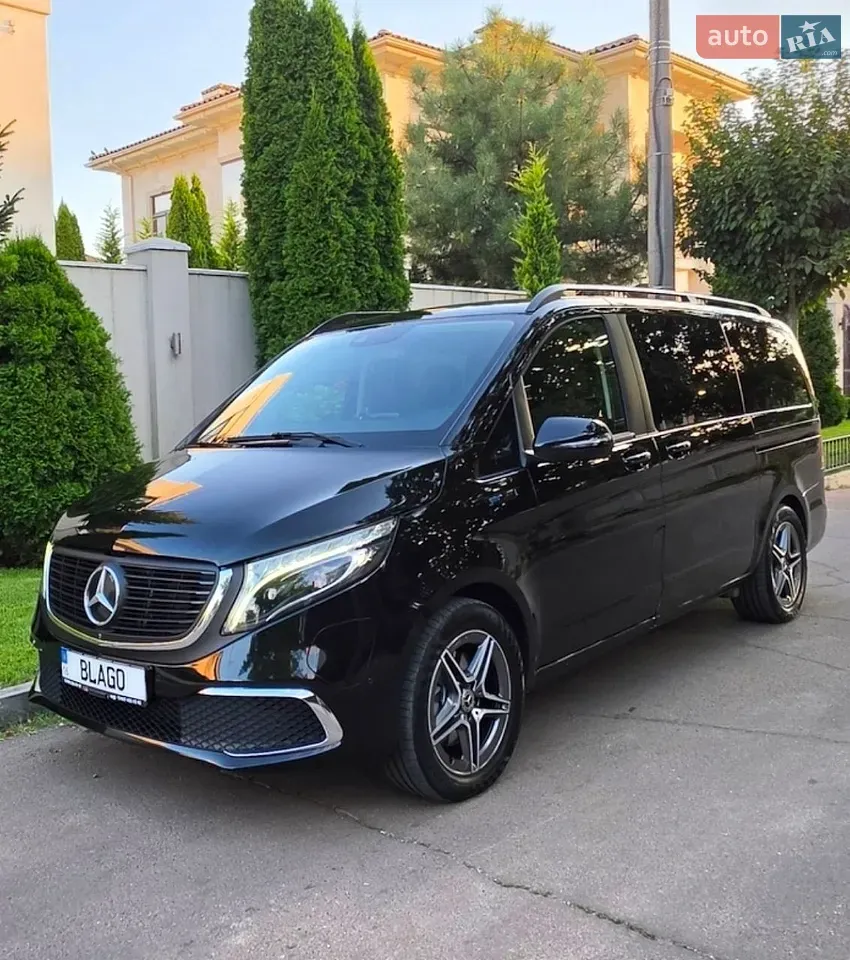 Mercedes-Benz Eqv