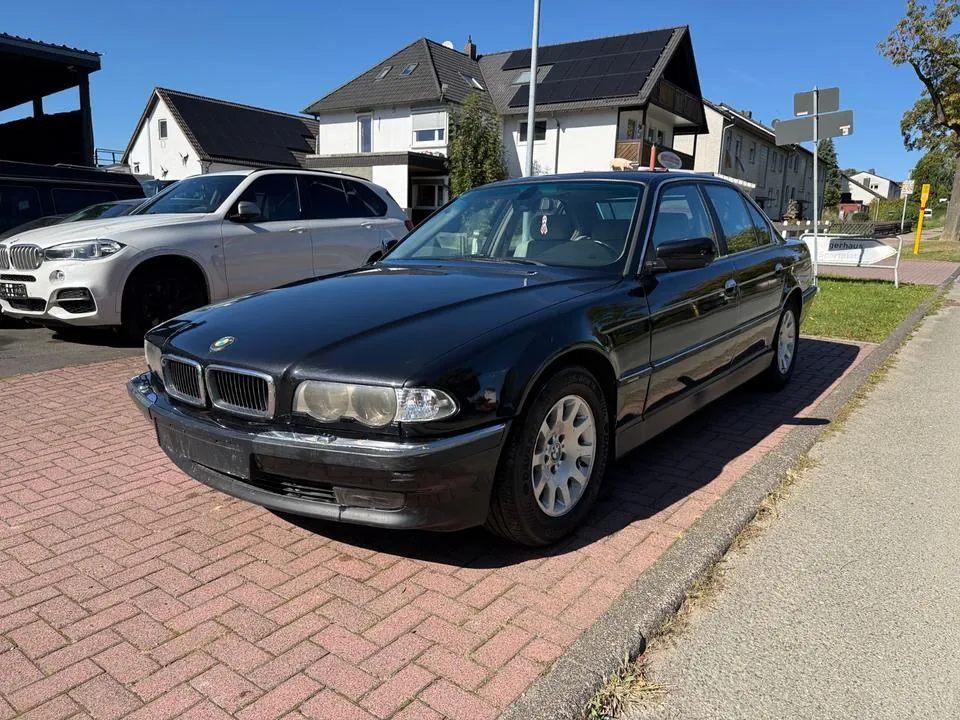 BMW 730D E38