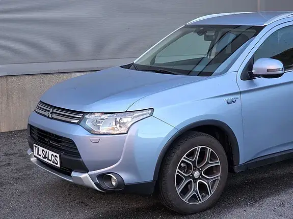 Mitsubishi Outlander 2015 photo 3