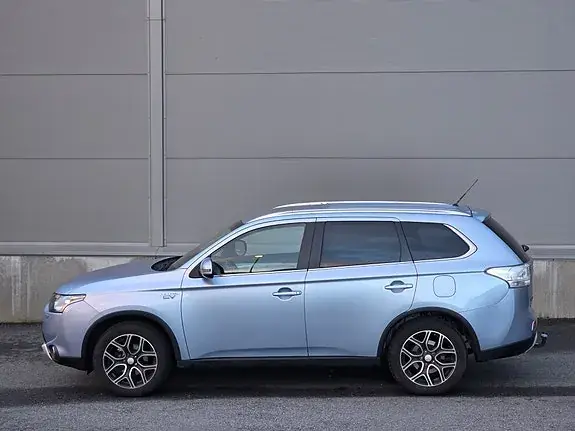 Mitsubishi Outlander 2015 photo 4