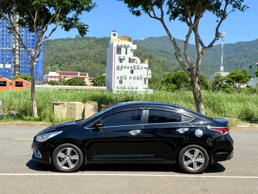 Hyundai Accent 2018 photo 4