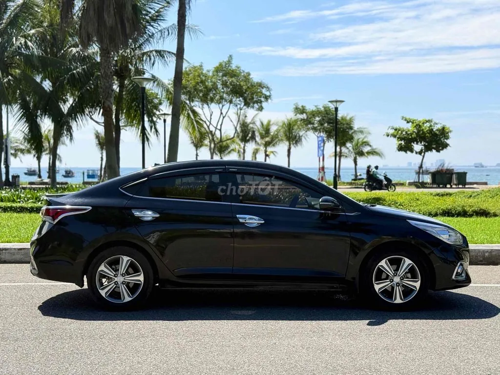 Hyundai Accent 2018 photo 5