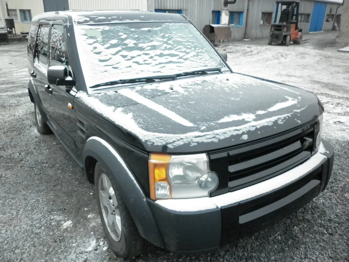 Land Rover Discovery 3 photo 3
