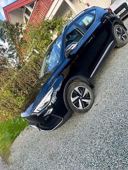 MG Zs Ev 2022 photo 2