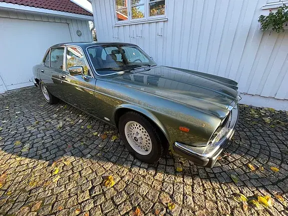 Jaguar Xj6 1985 photo 3