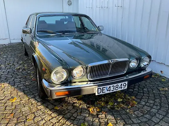 Jaguar Xj6 1985 photo 4