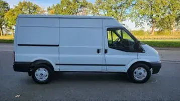 Ford Transit 2012 photo 3