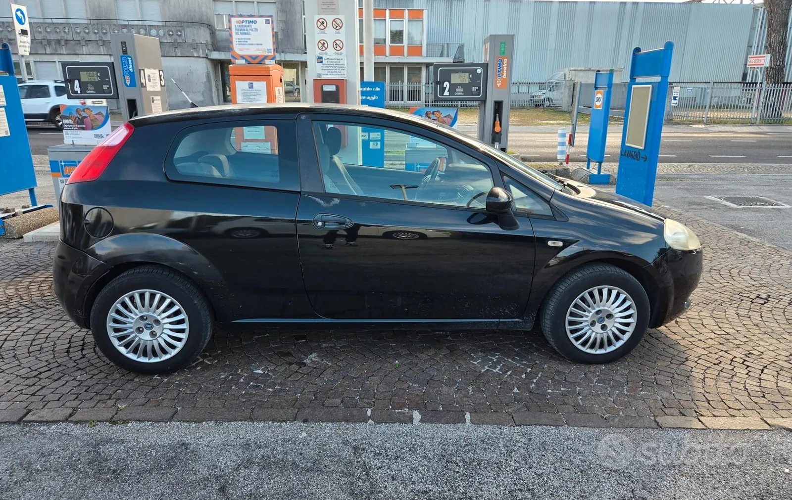 Fiat Grande Punto 2006 photo 3