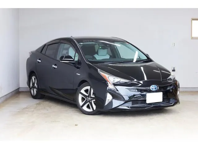 Toyota Prius 2016 photo 2