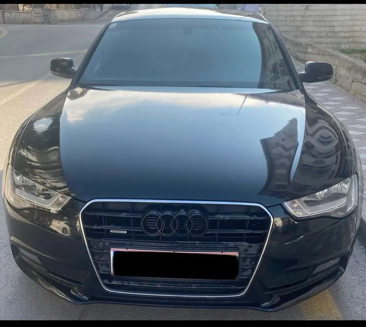 Audi A5 2012 photo 2