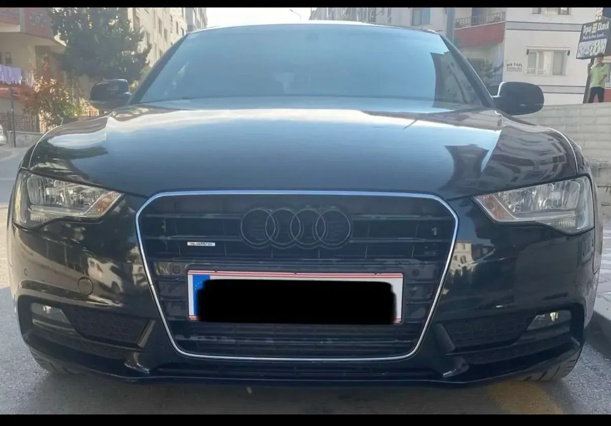 Audi A5 2012 photo 3
