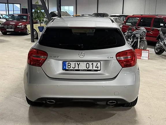 Mercedes-Benz A180 2013 photo 4