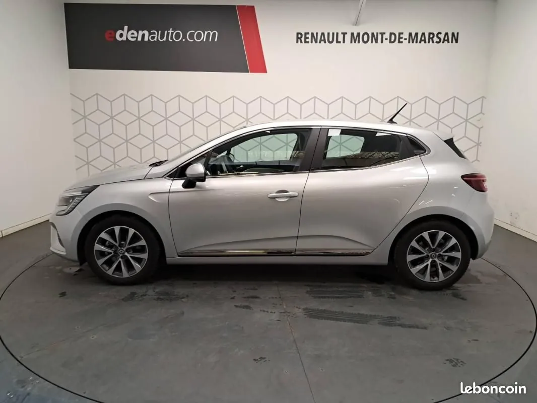 Renault Clio 2020 photo 2