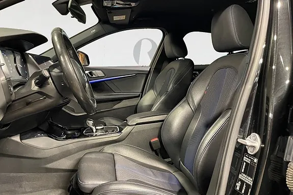 BMW 118D 2021 photo 3