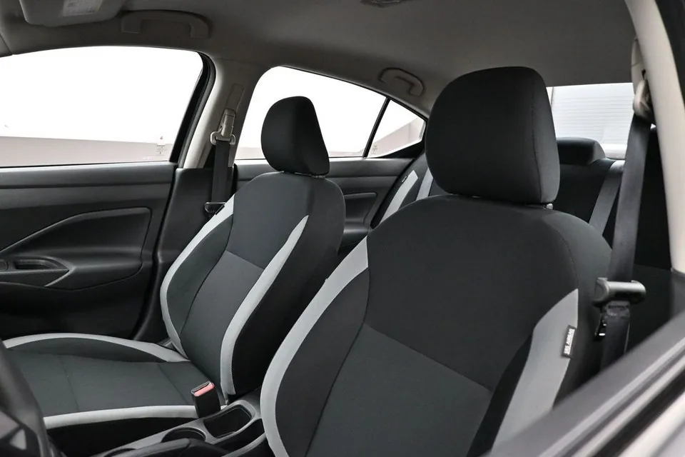 Nissan Versa 2025 photo 4