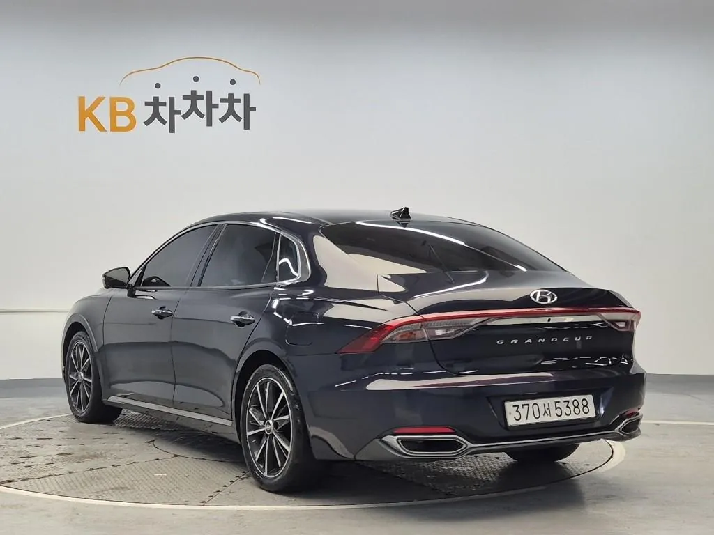 Hyundai Grandeur 2022 photo 2