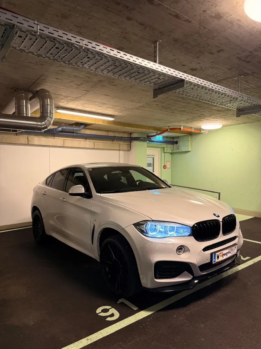 BMW X6 2018 photo 2