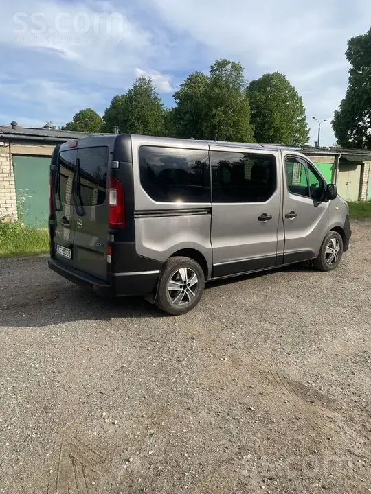 Opel Vivaro 2015 photo 5