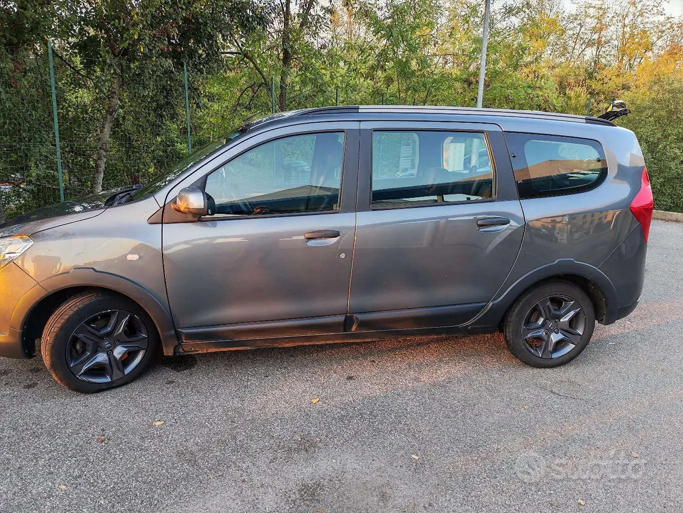 Dacia Lodgy 2017 photo 3