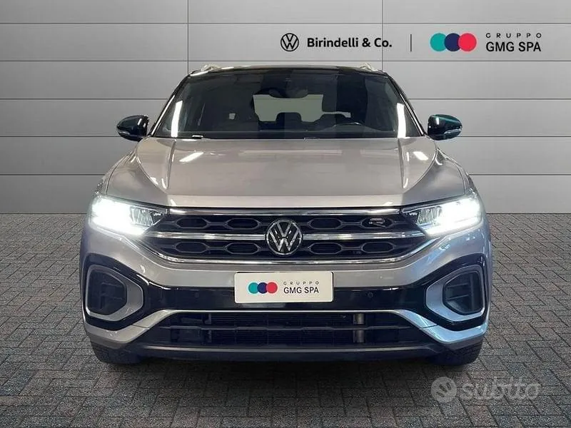 Volkswagen T-Roc 2023 photo 2