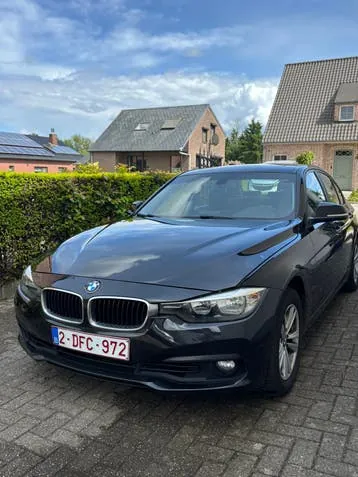 BMW 318I