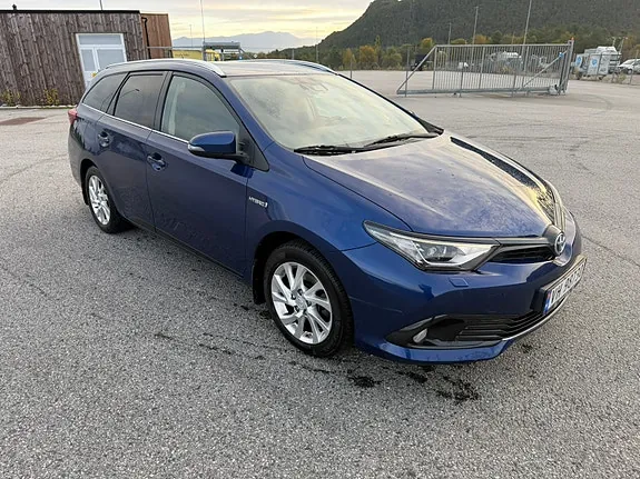 Toyota Auris 2018 photo 4