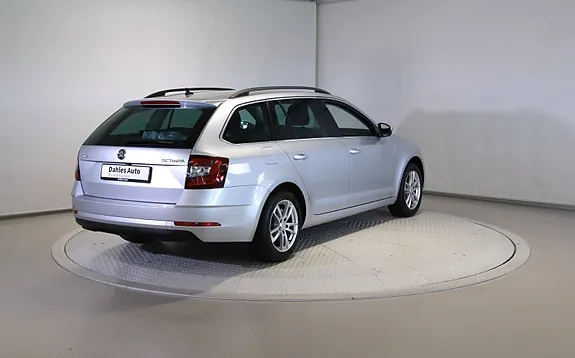 Skoda Octavia 2019 photo 5