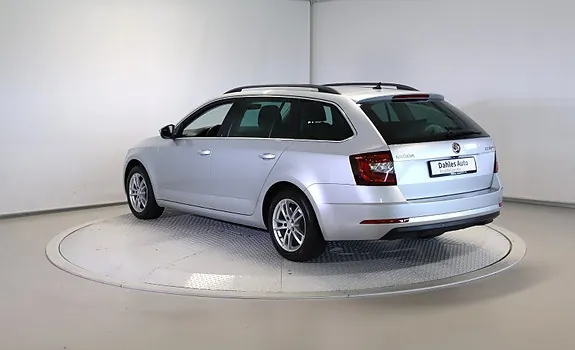 Skoda Octavia 2019 photo 3