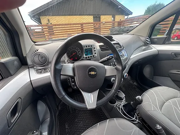 Chevrolet Spark 2012 photo 4
