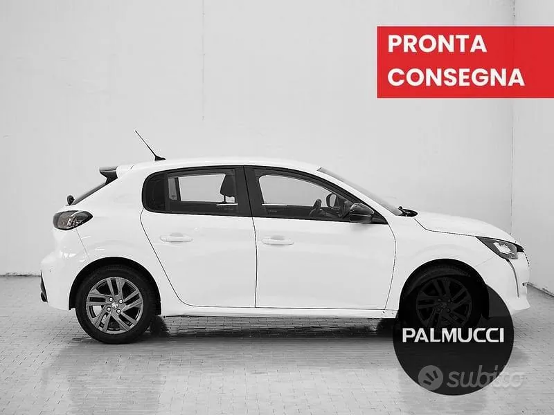Peugeot 208 2021 photo 5