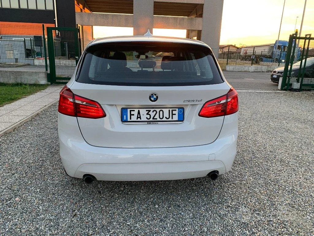 BMW 2 Series Active Tourer 2015 photo 4