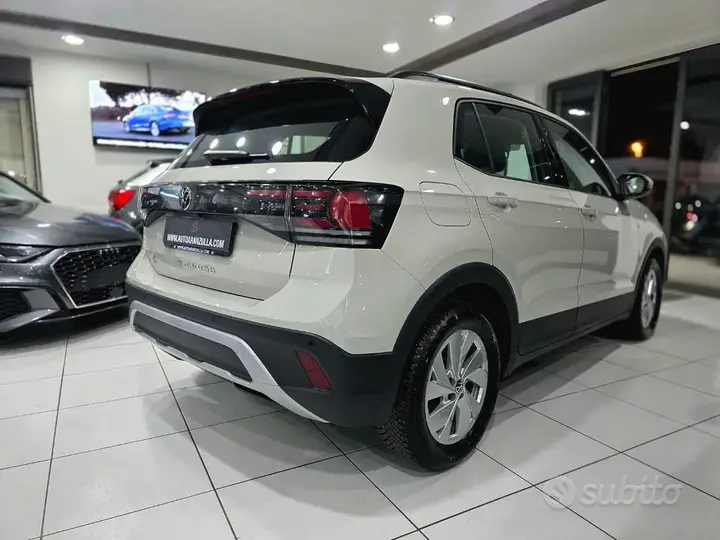 Volkswagen T-Cross 2026 photo 4