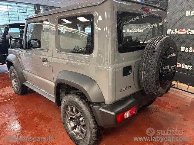 Suzuki Jimny 2025 photo 2