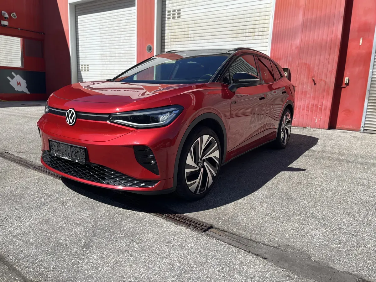 Volkswagen Id.4 2022 photo 2