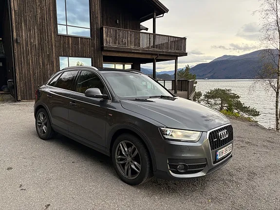 Audi Q3 2012 photo 5