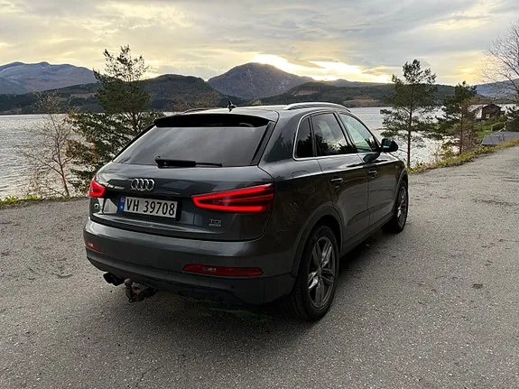 Audi Q3 2012 photo 3