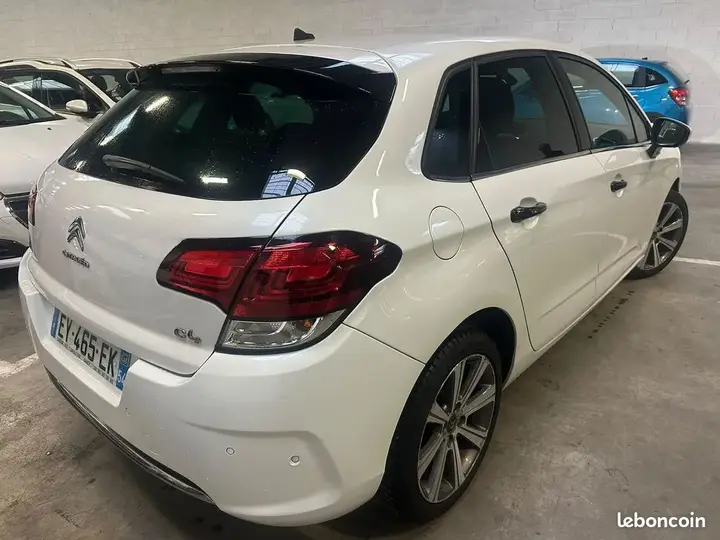 Citroen C4 2016 photo 3