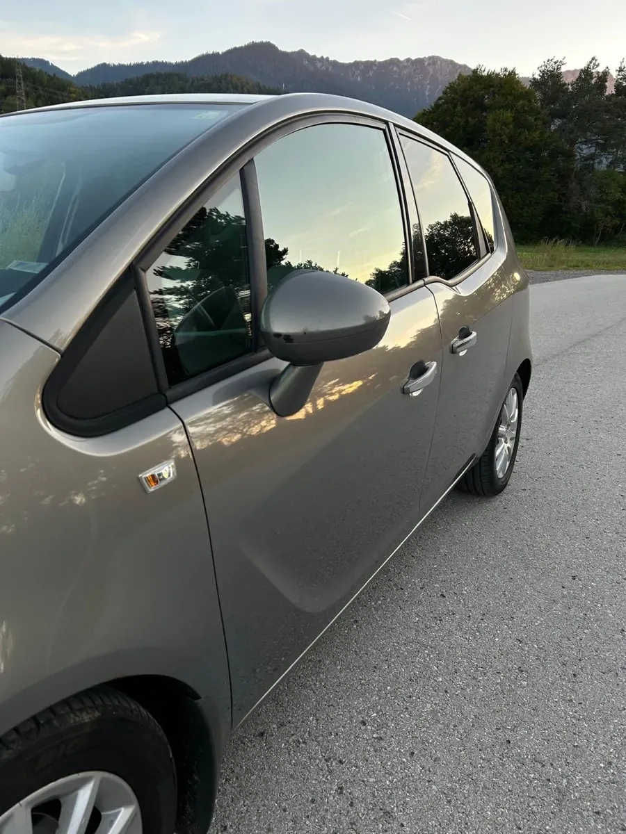 Opel Meriva 2010 photo 3