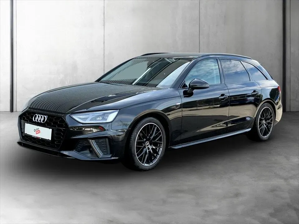 Audi A4 2022 photo 2