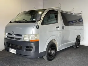 Toyota Hiace 2006 photo 4