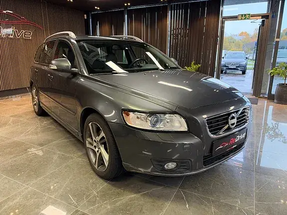 Volvo V50 2012 photo 3