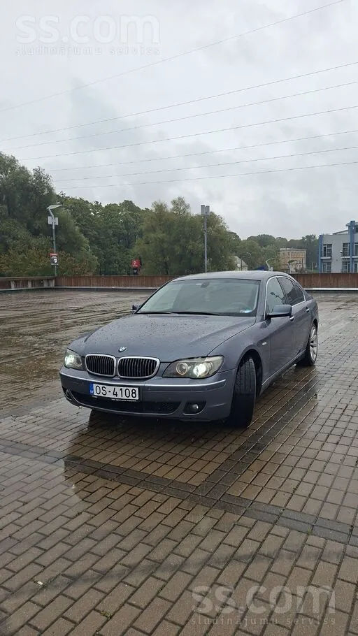 BMW 730