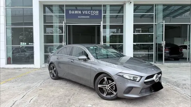 Mercedes-Benz A200