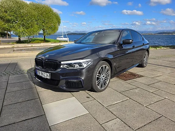 BMW 530E